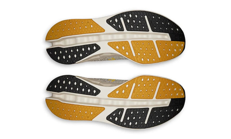 On Cloudsurfer Max 'Cinder | Pelican'