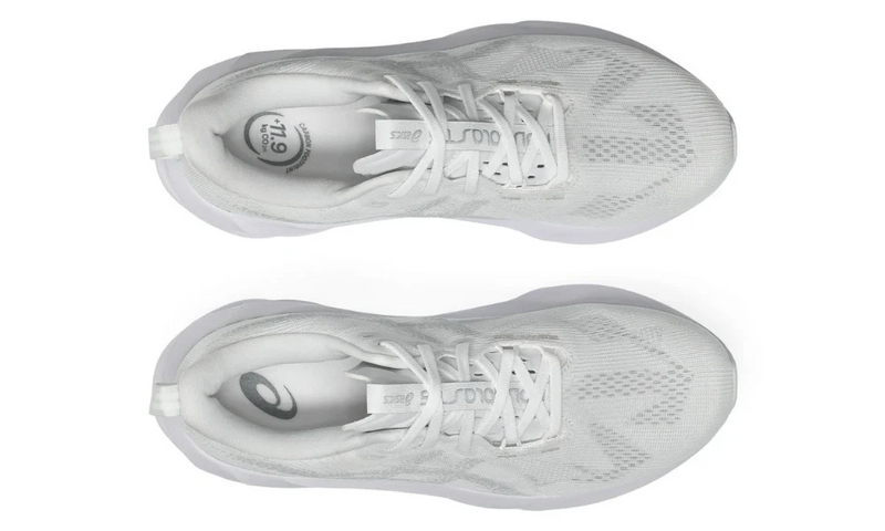 Asics Novablast 5 'White / Piedmont Grey'